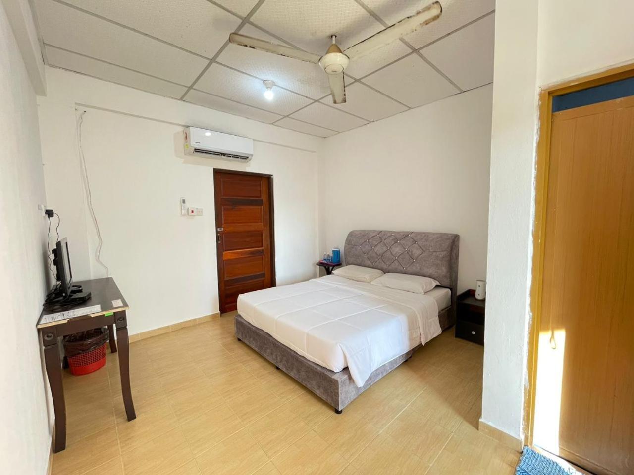 Dgeting Beach Resort Tumpat Ngoại thất bức ảnh